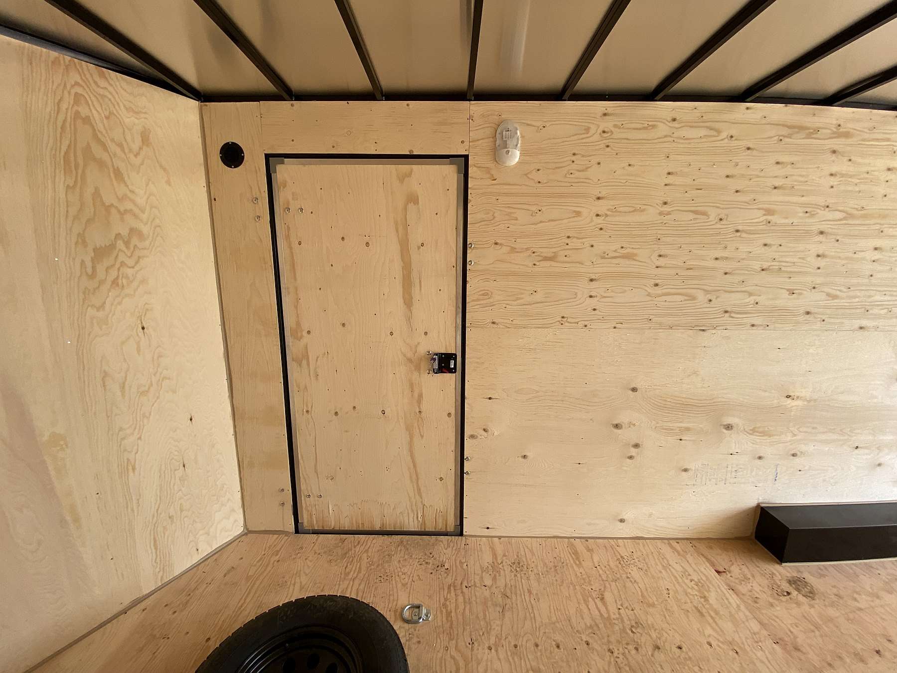 2026 Royal 8'x22' Enclosed Cargo w/ Escape Door