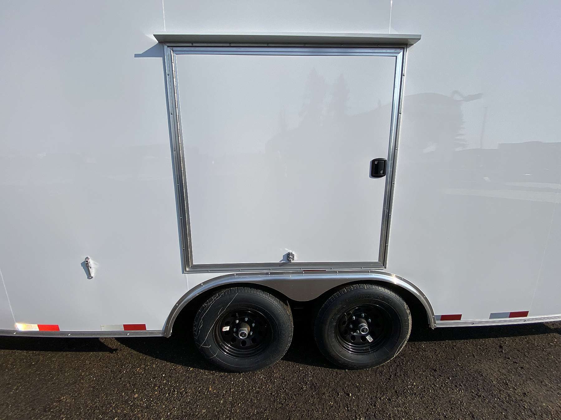 2026 Royal 8'x26' Enclosed Cargo w/ Escape Door