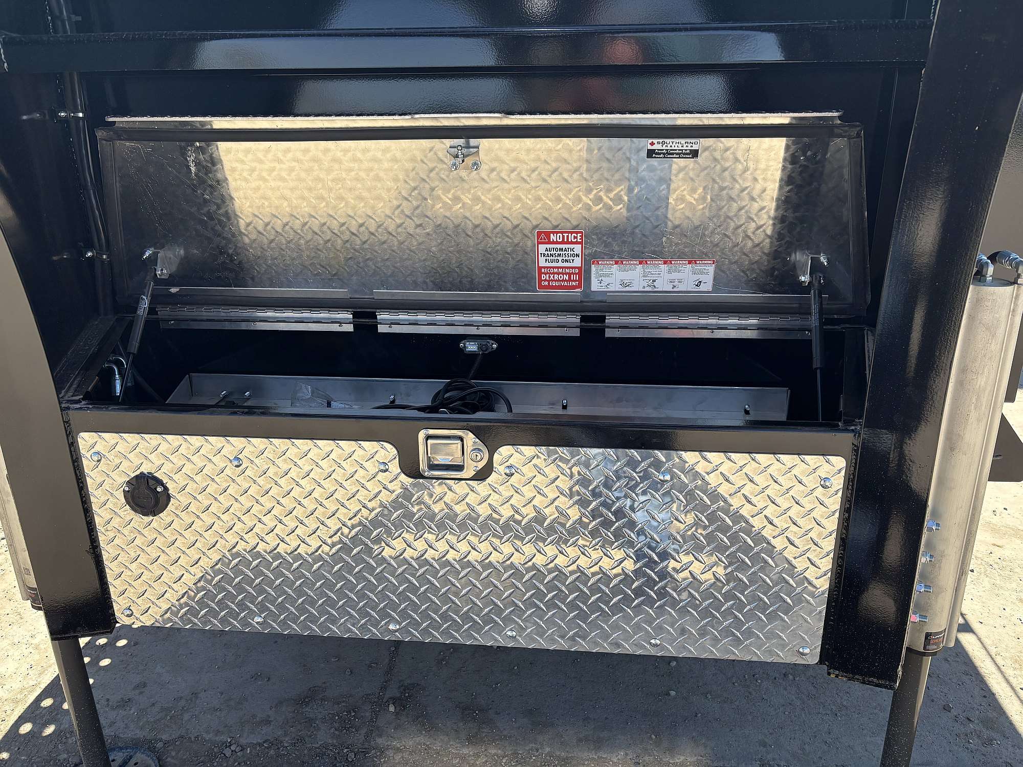 2026 Southland 16' Gooseneck Dump Trailer