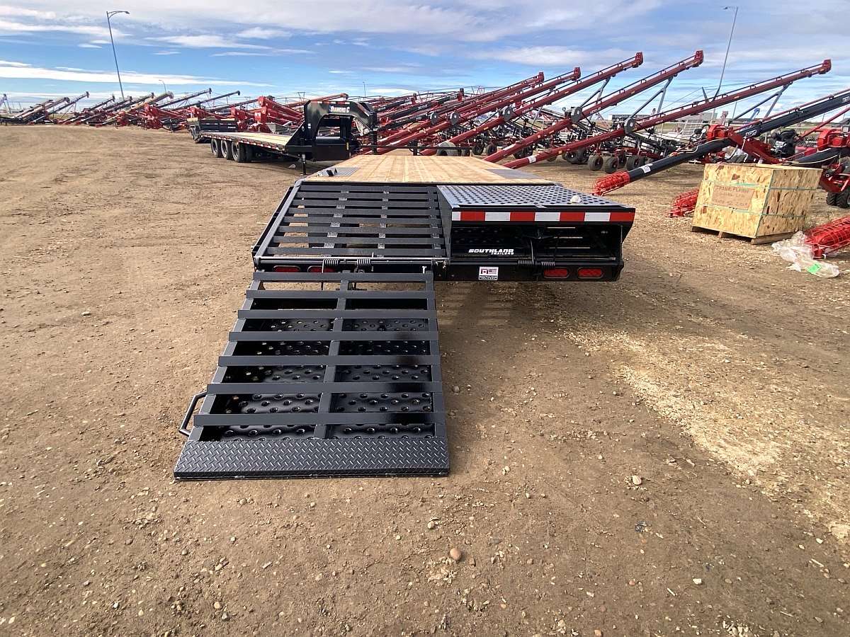 2026 Southland 20' Highboy Trailer w/ Beavertail