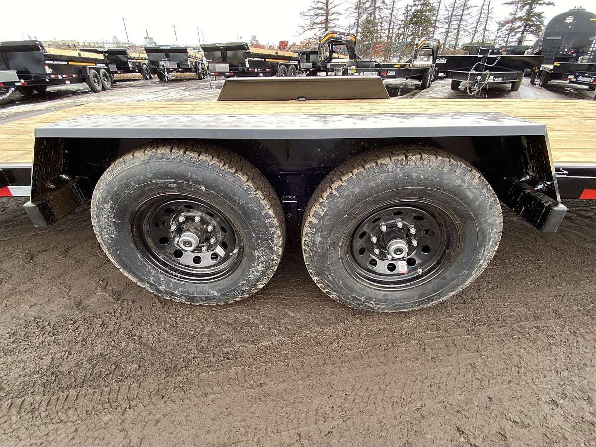 2026 Southland 20' Lowboy Trailer w/ Beavertail