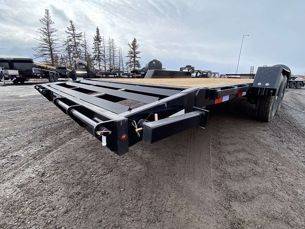 2026 Southland 20' Lowboy w/ Beavertail