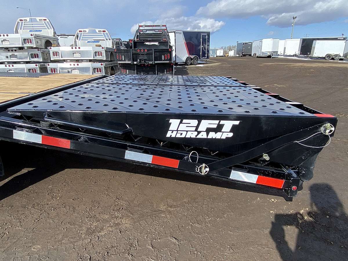 2026 Southland 24' + 6' Gooseneck Trailer