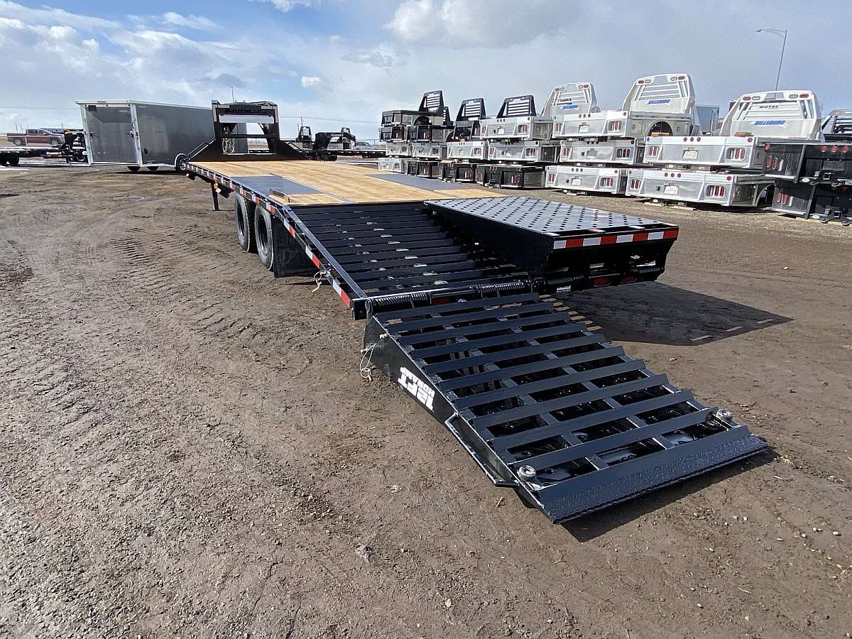 2026 Southland 24' + 6' Gooseneck Trailer