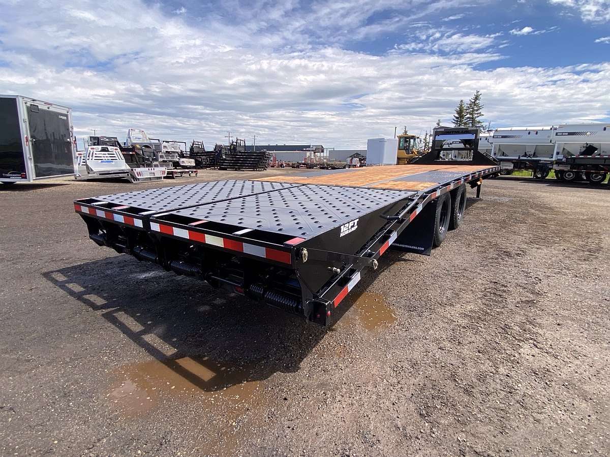2026 Southland 24' + 6' Gooseneck Trailer