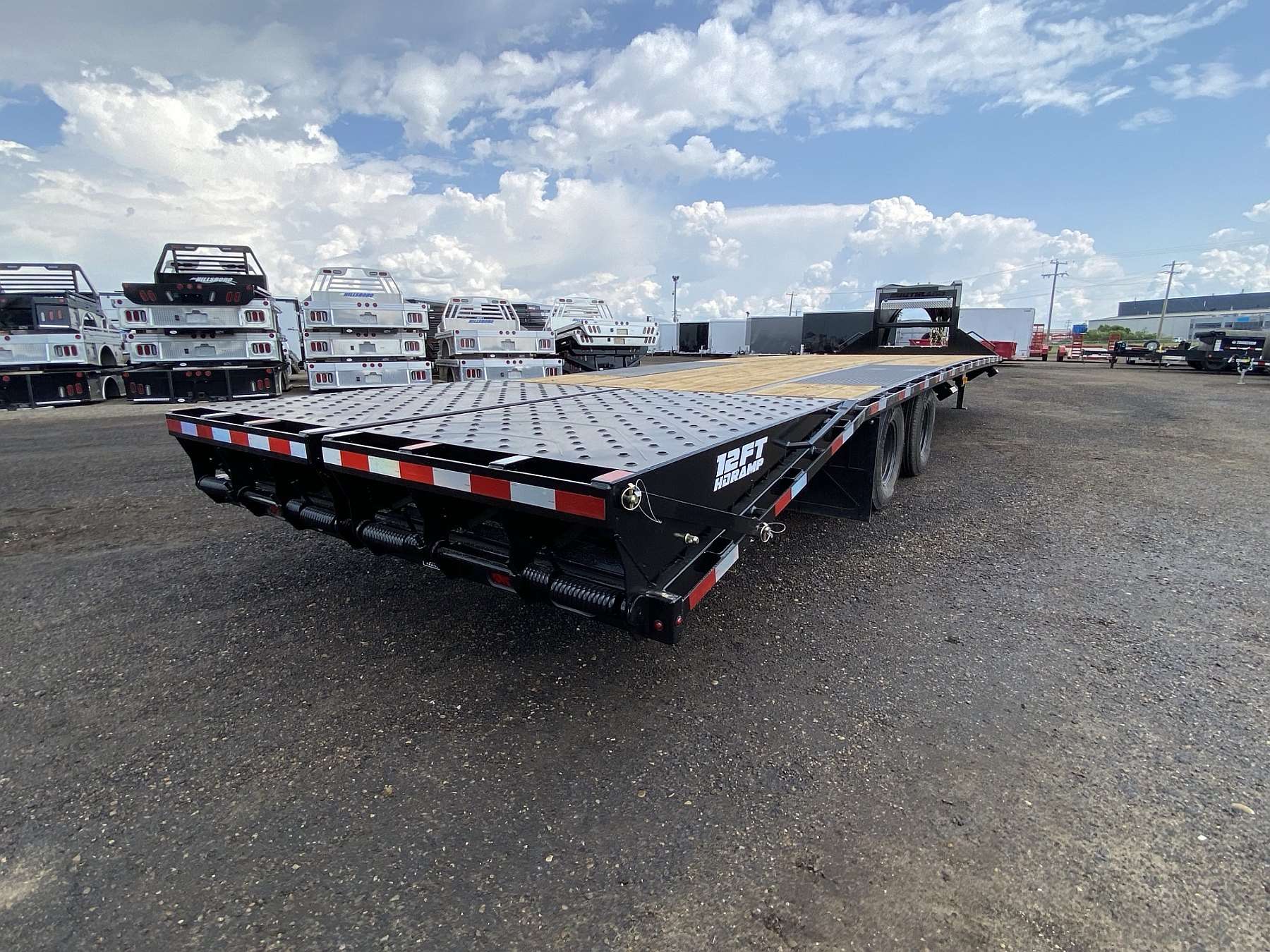 2026 Southland 26'+6' Gooseneck Trailer