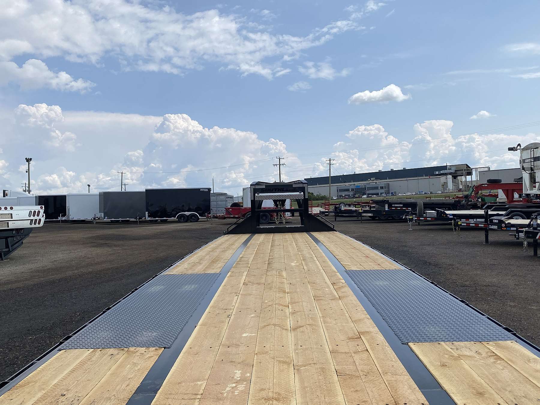 2026 Southland 26'+6' Gooseneck Trailer