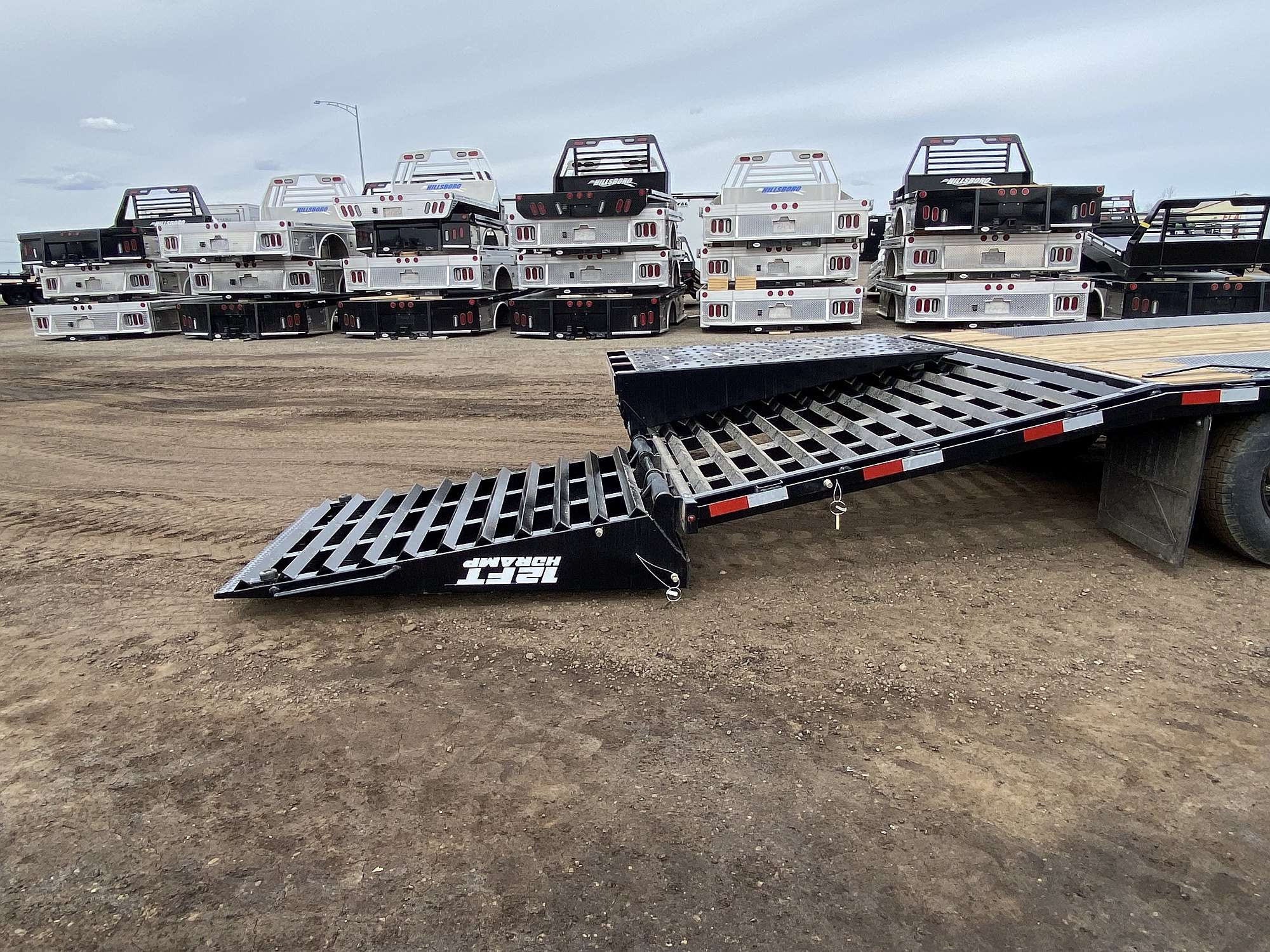 2026 Southland 26' Pintle Hitch Trailer