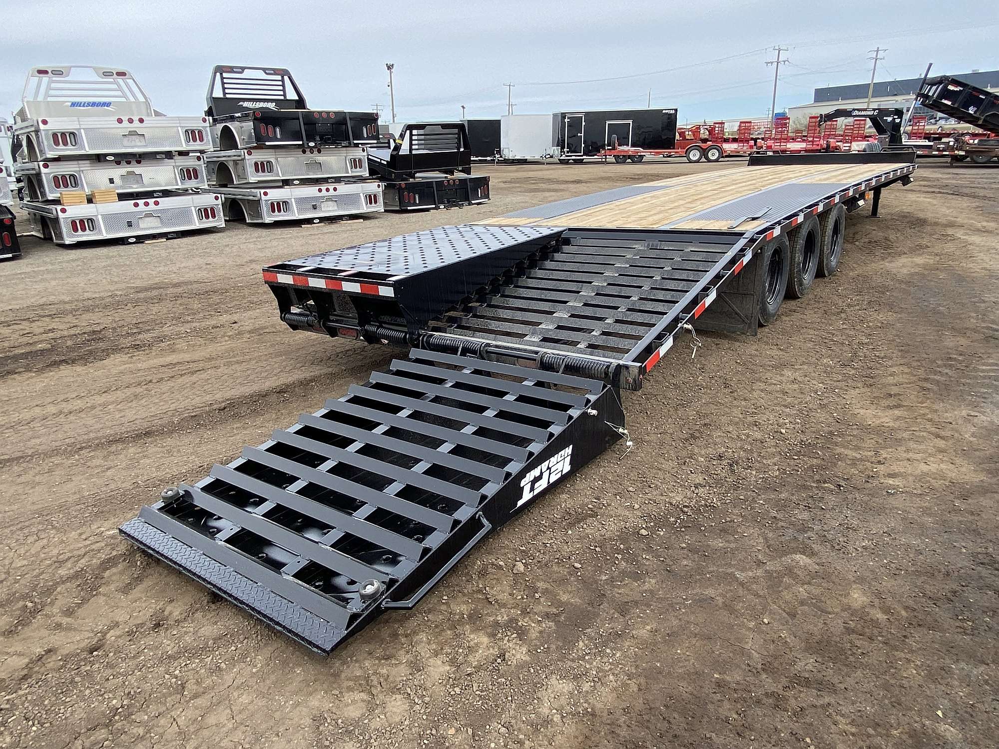 2026 Southland 26' Pintle Hitch Trailer