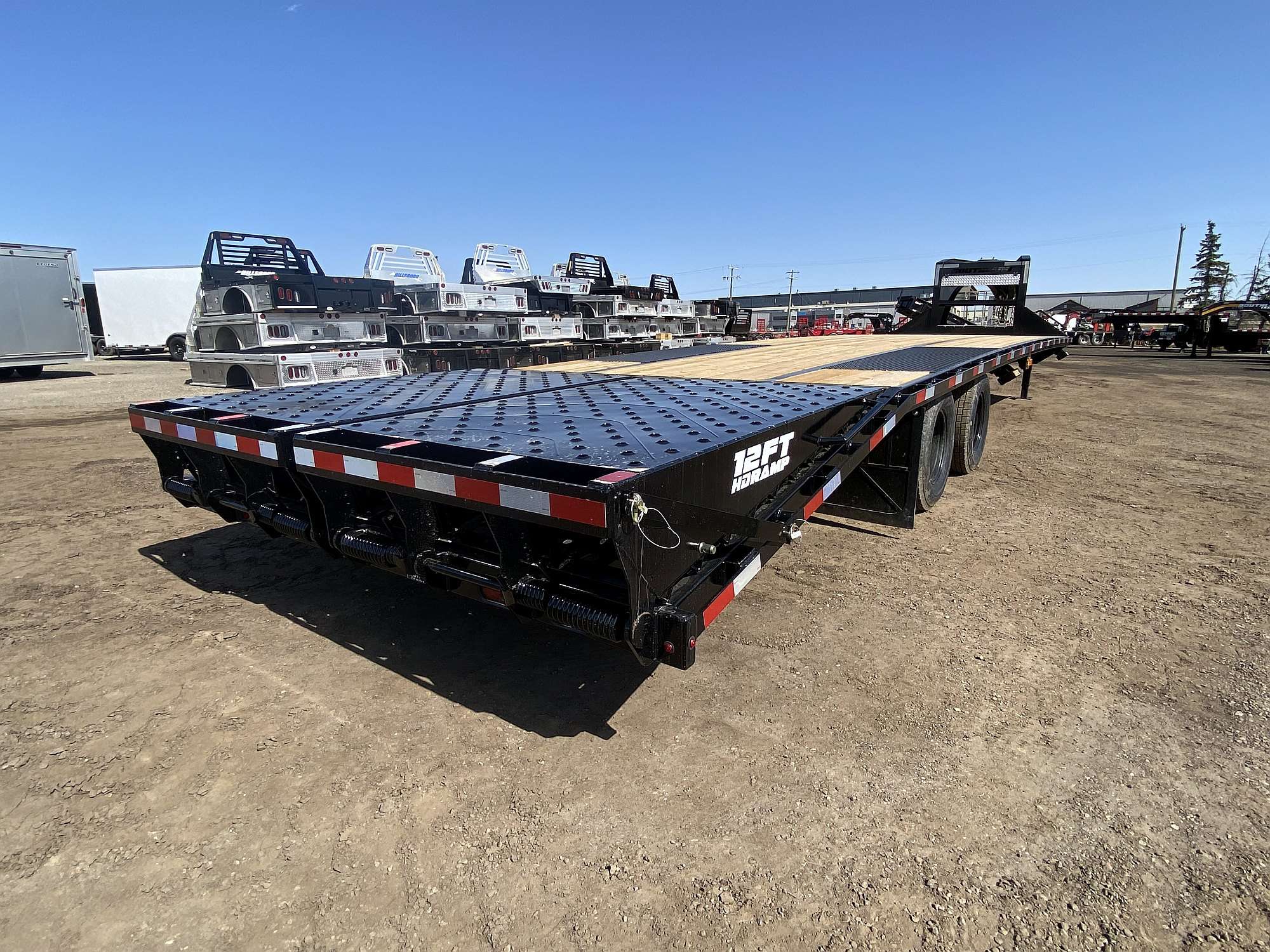 2026 Southland 28' + 6' Gooseneck Trailer