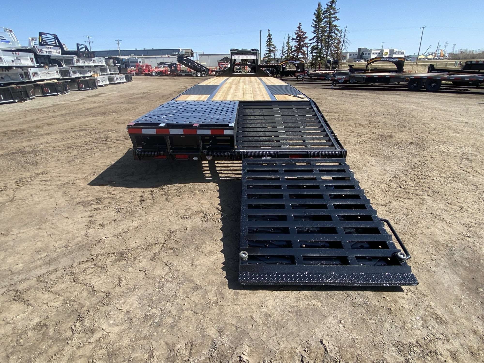 2026 Southland 28' + 6' Gooseneck Trailer