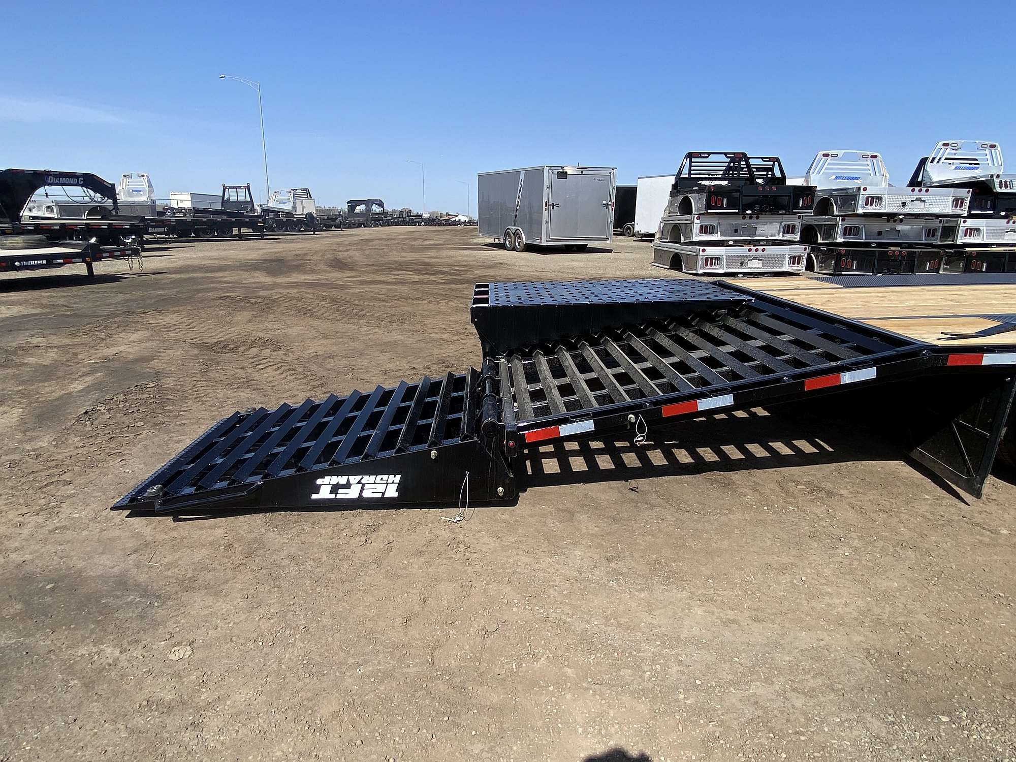 2026 Southland 28' + 6' Gooseneck Trailer