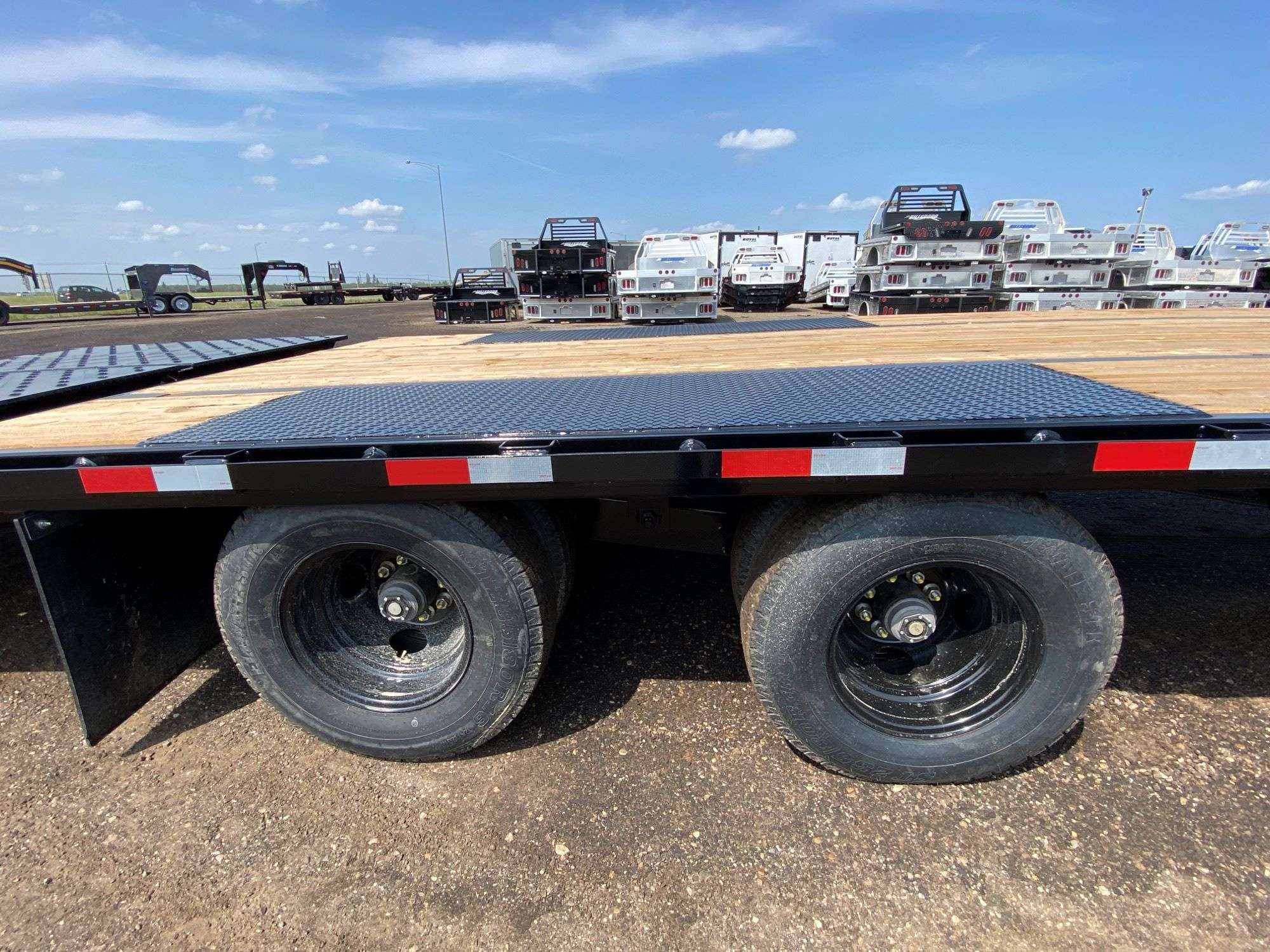 2026 Southland 30' + 6' Gooseneck Trailer