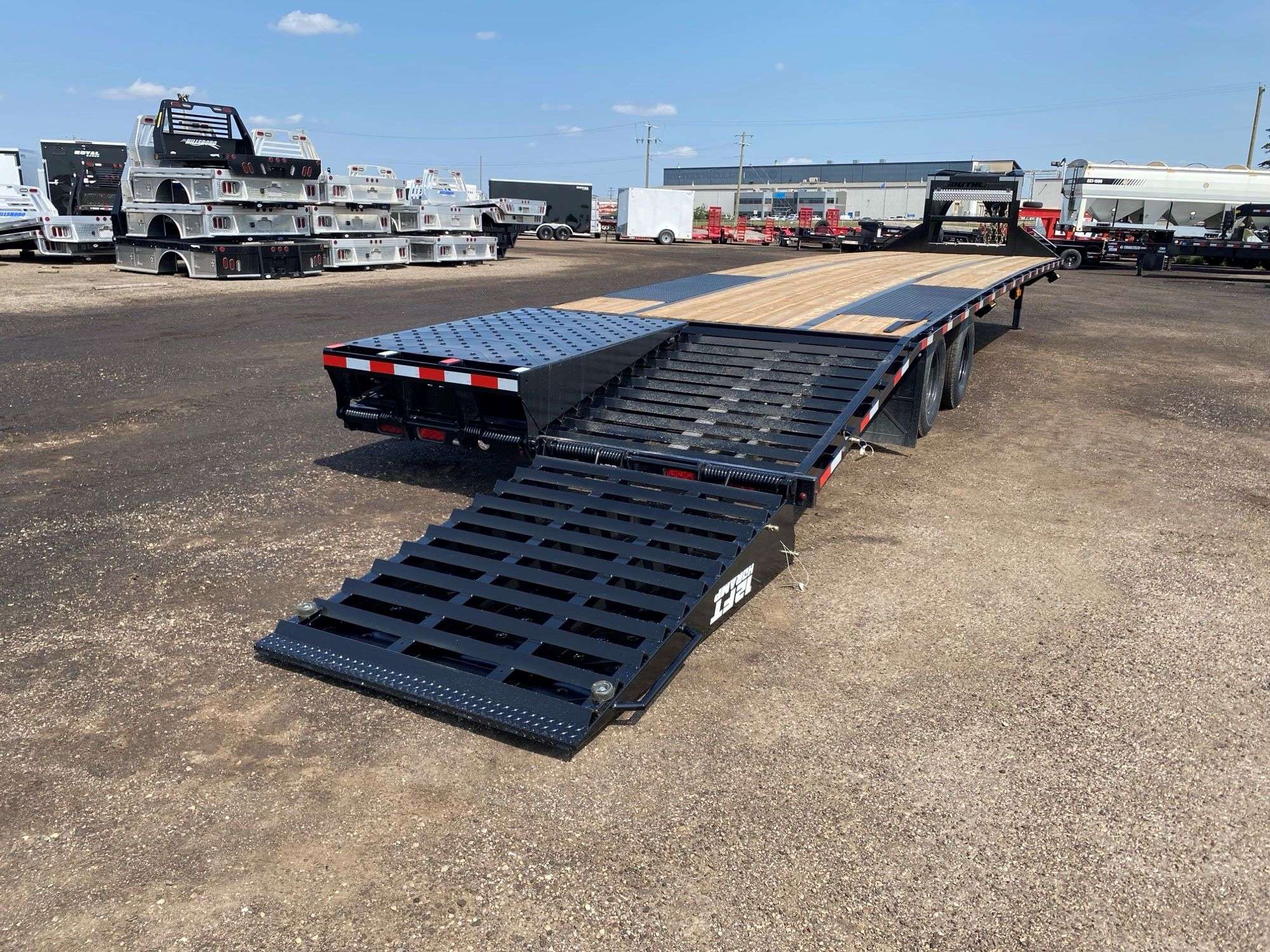 2026 Southland 30' + 6' Gooseneck Trailer