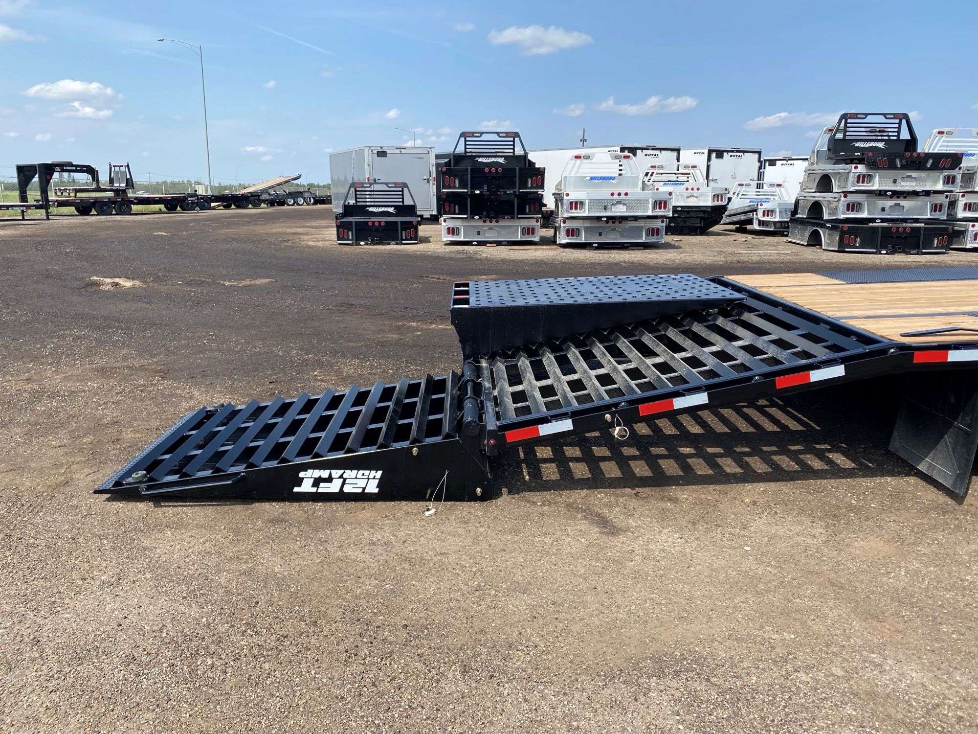 2026 Southland 30' + 6' Gooseneck Trailer