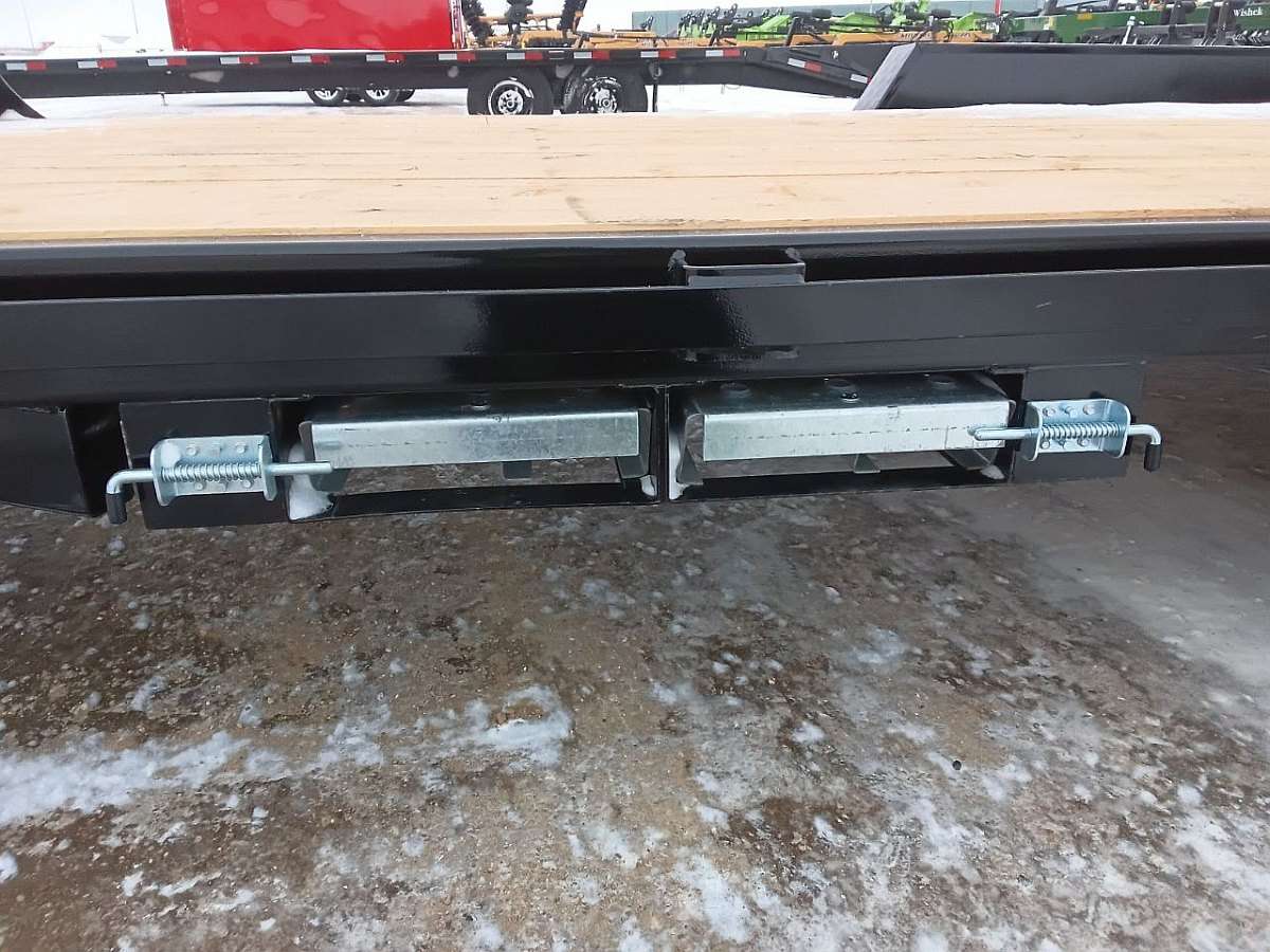 2026 Southland LBAT35-18' Lowboy Trailer