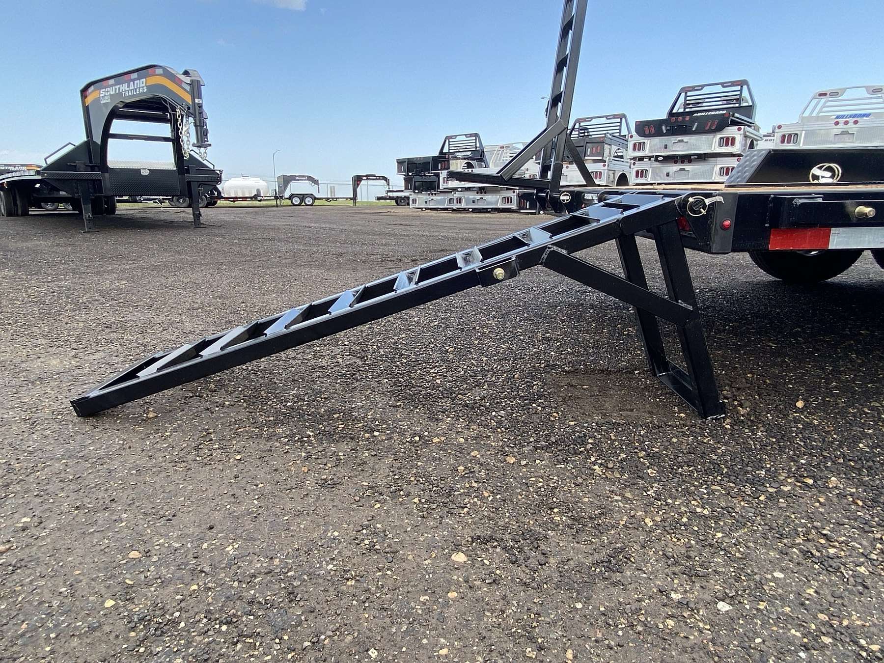 2026 Southland LBAT7- 18' Lowboy Trailer