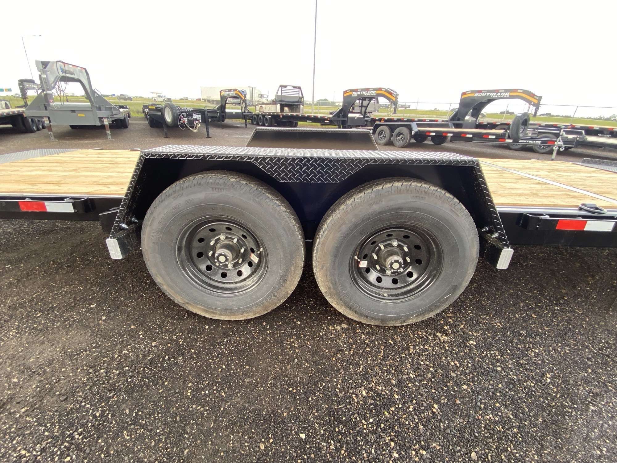 2026 Southland LBAT8- 20' Tilt Deck Trailer