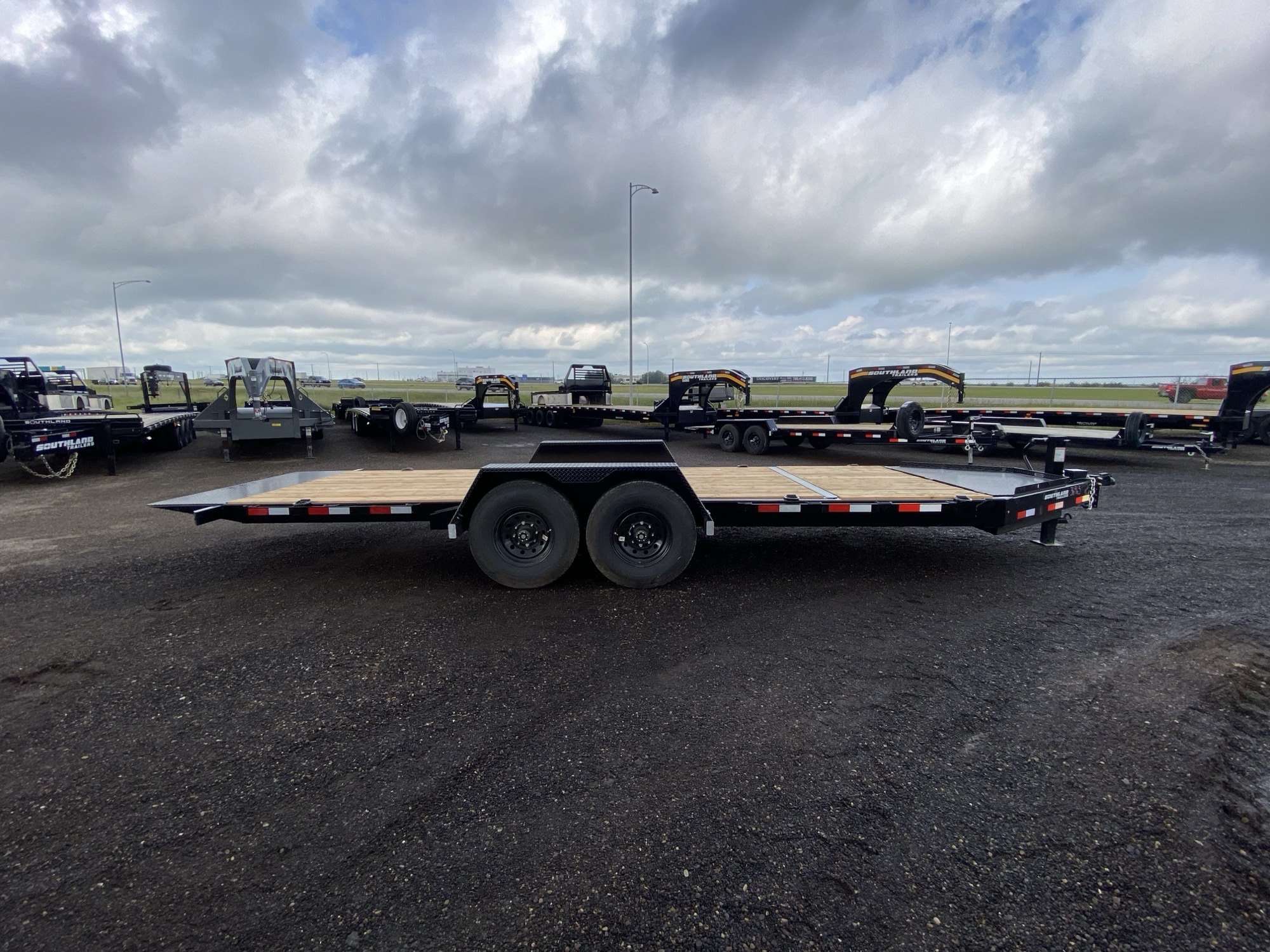 2026 Southland LBAT8- 20' Tilt Deck Trailer