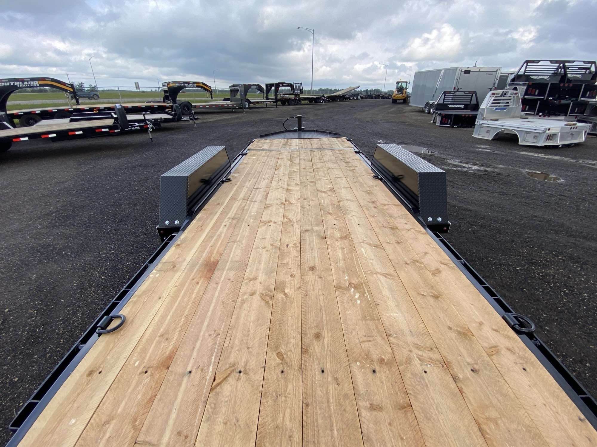 2026 Southland LBAT8- 20' Tilt Deck Trailer