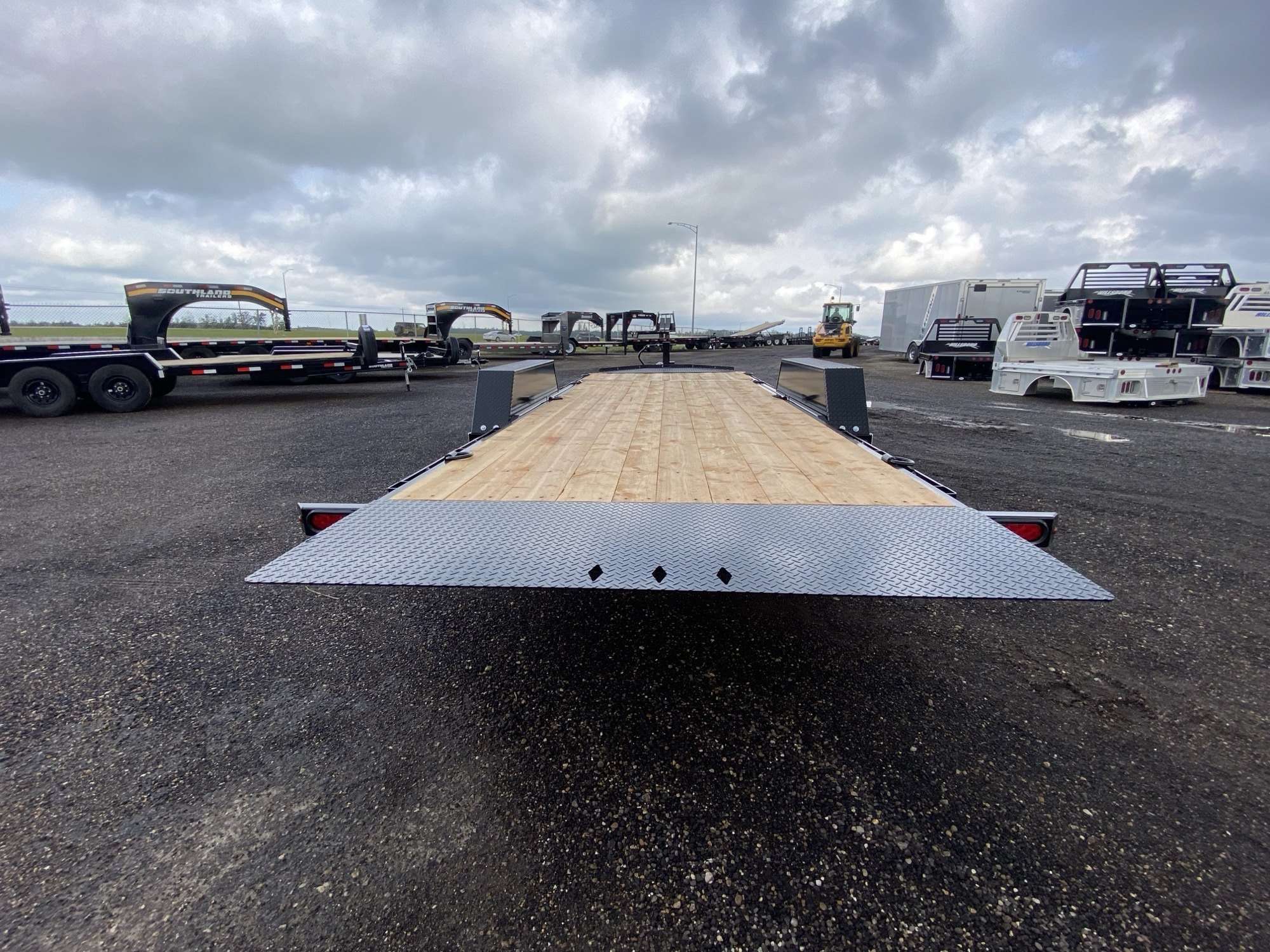 2026 Southland LBAT8- 20' Tilt Deck Trailer