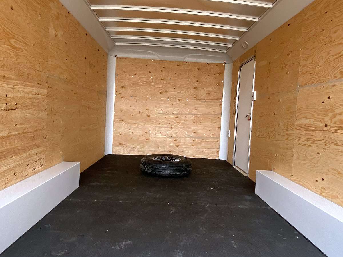 *Clearance* 2024 Royal 8'x16' Commercial Enclosed