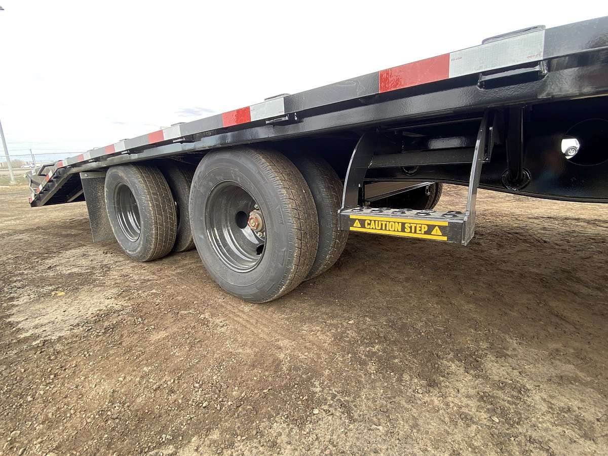 *Clearance* 2024 Southland 26'+6' Gooseneck Trailer
