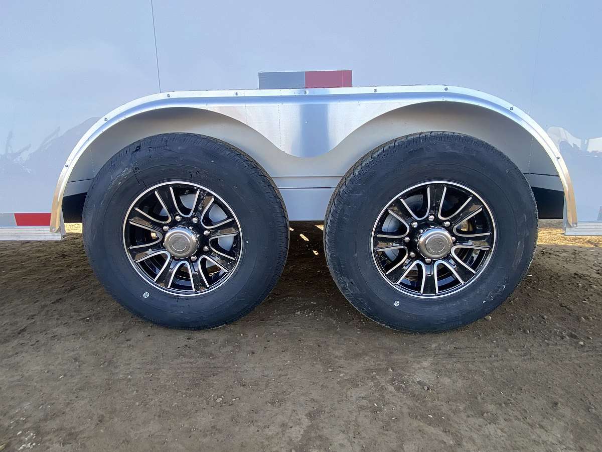 *Clearance* 2025 Royal 8'x16' Commercial Enclosed