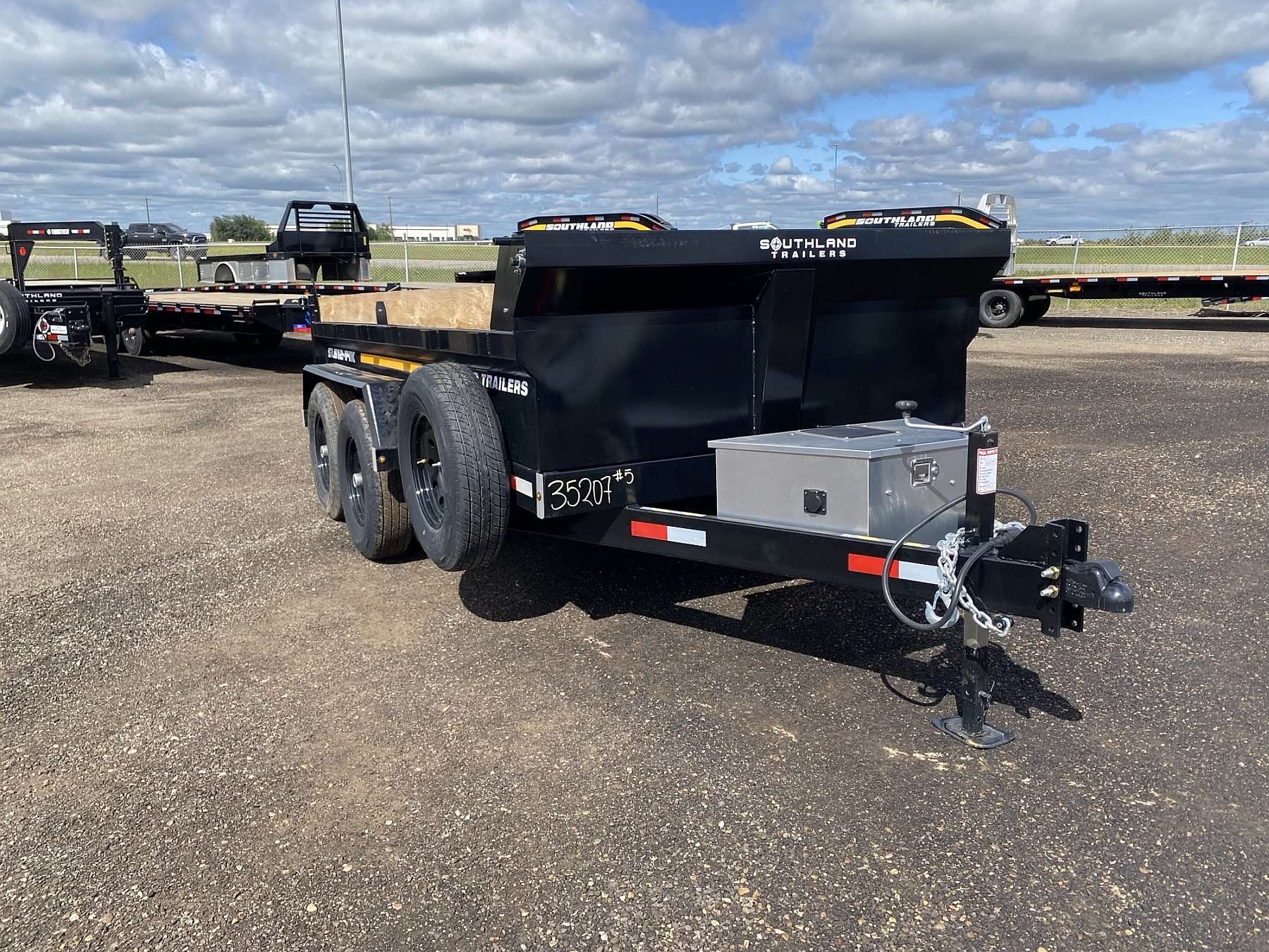 *Coming Soon* 2026 Southland 6'x12' -14K Dump Trailer