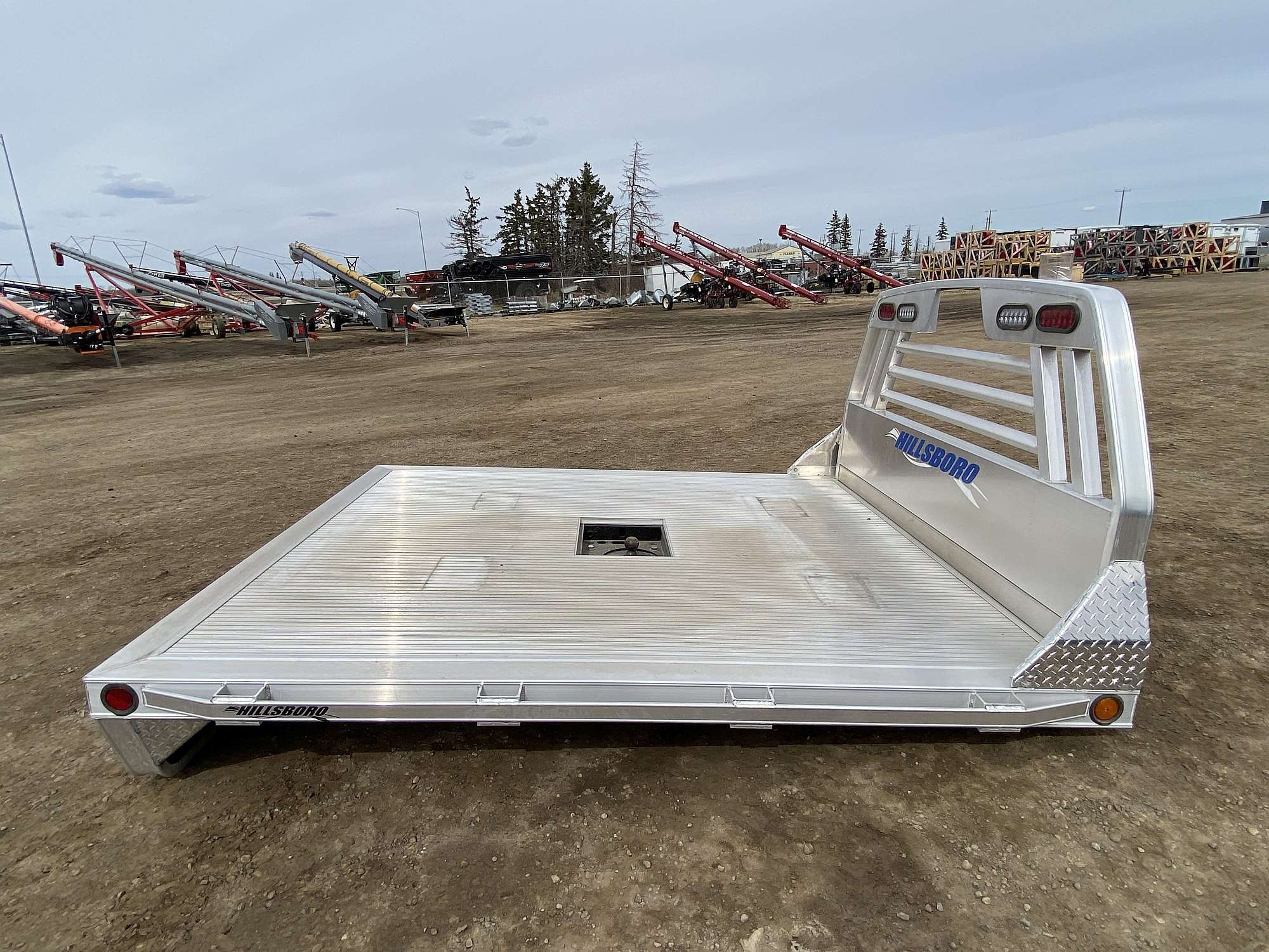 Hillsboro 2000 Series 7.5'x8.5' Aluminum Truck Deck