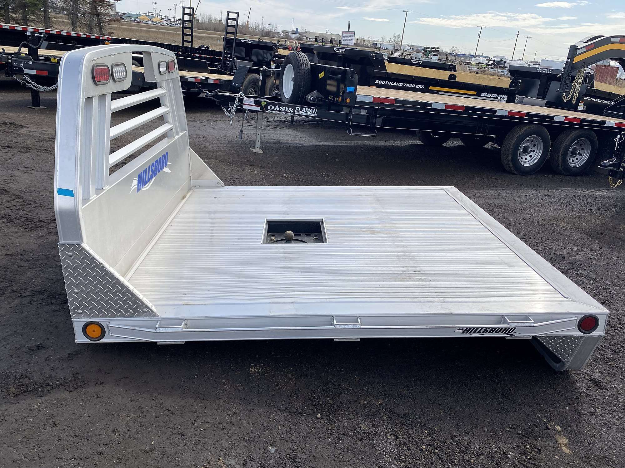 Hillsboro 2000 Series 7'x7' Aluminum Truck Deck