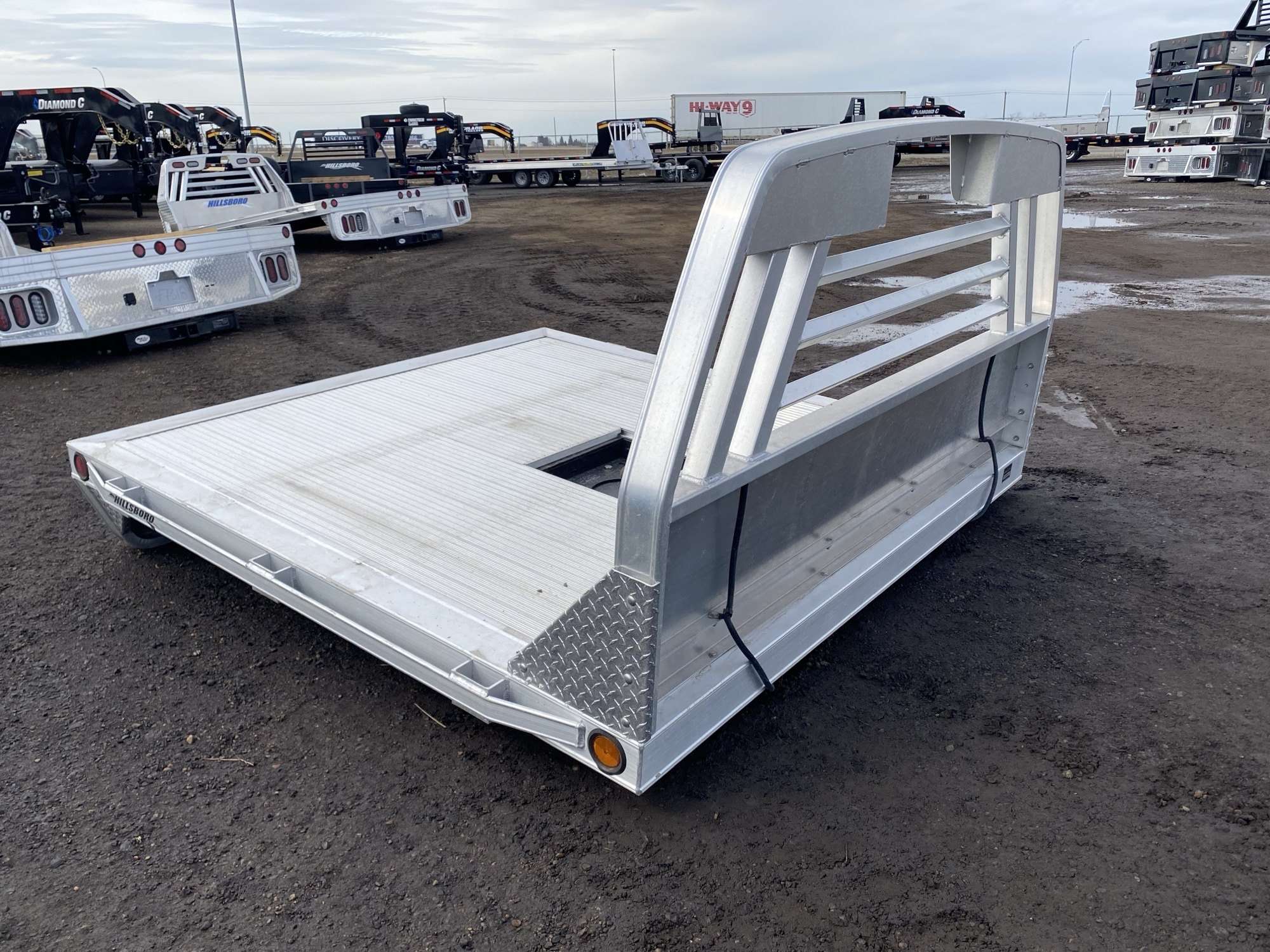Hillsboro 2000 Series 7'x7' Aluminum Truck Deck