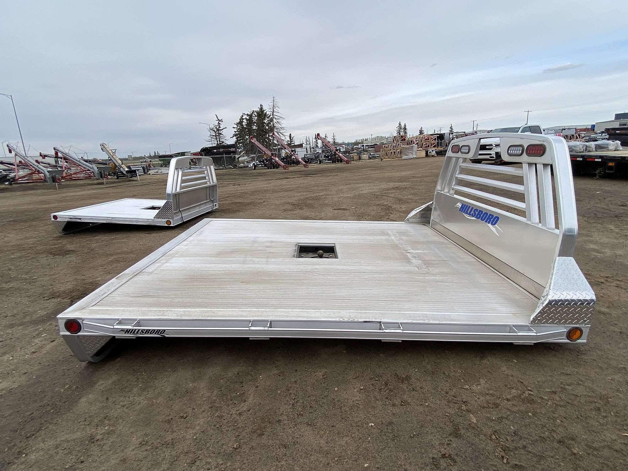 Hillsboro 2000 Series 8.5'x9' Aluminum Truck Deck