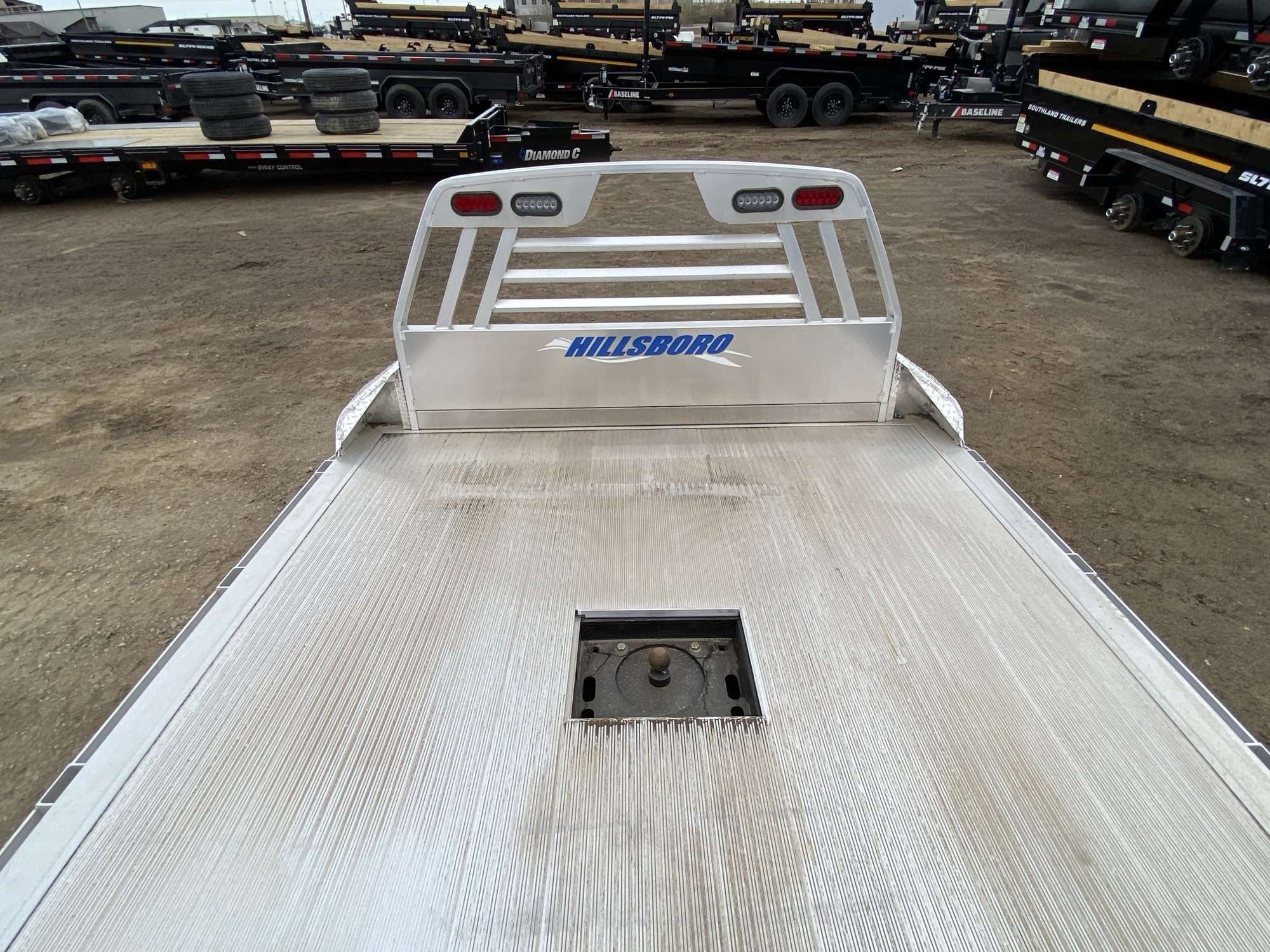 Hillsboro 2000 Series 8.5'x9' Aluminum Truck Deck