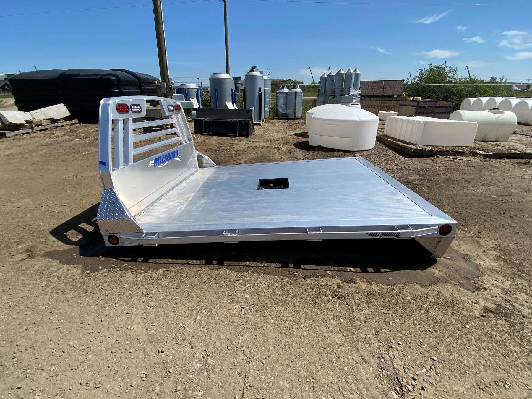 Hillsboro 2000 Series 8'x8.5' Aluminum Truck Deck