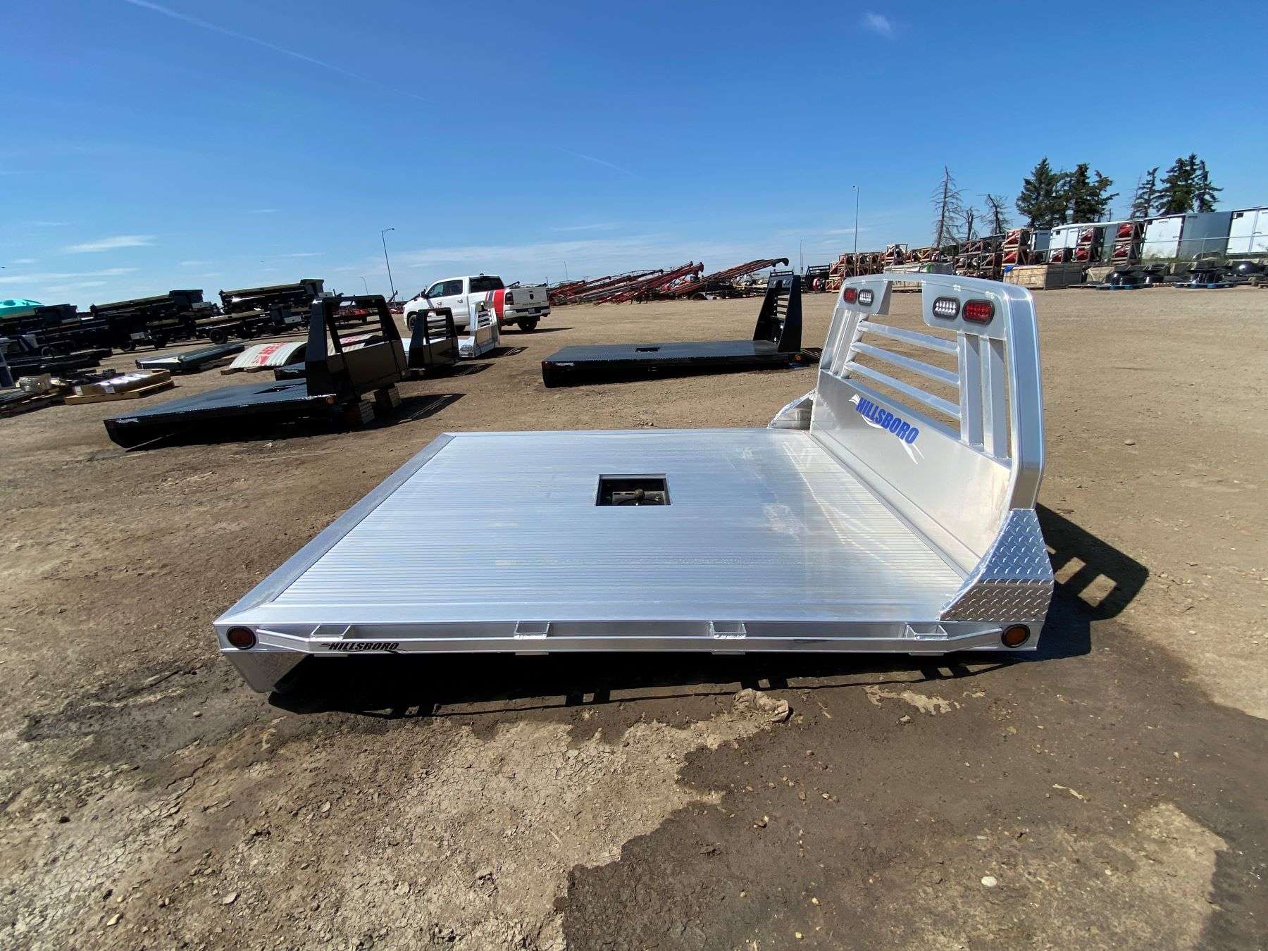 Hillsboro 2000 Series 8'x8.5' Aluminum Truck Deck