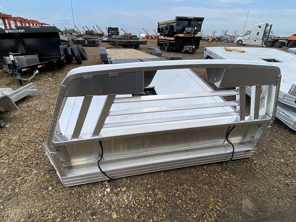 Hillsboro 2500 Series 8' x 9' Aluminum Truck Bed