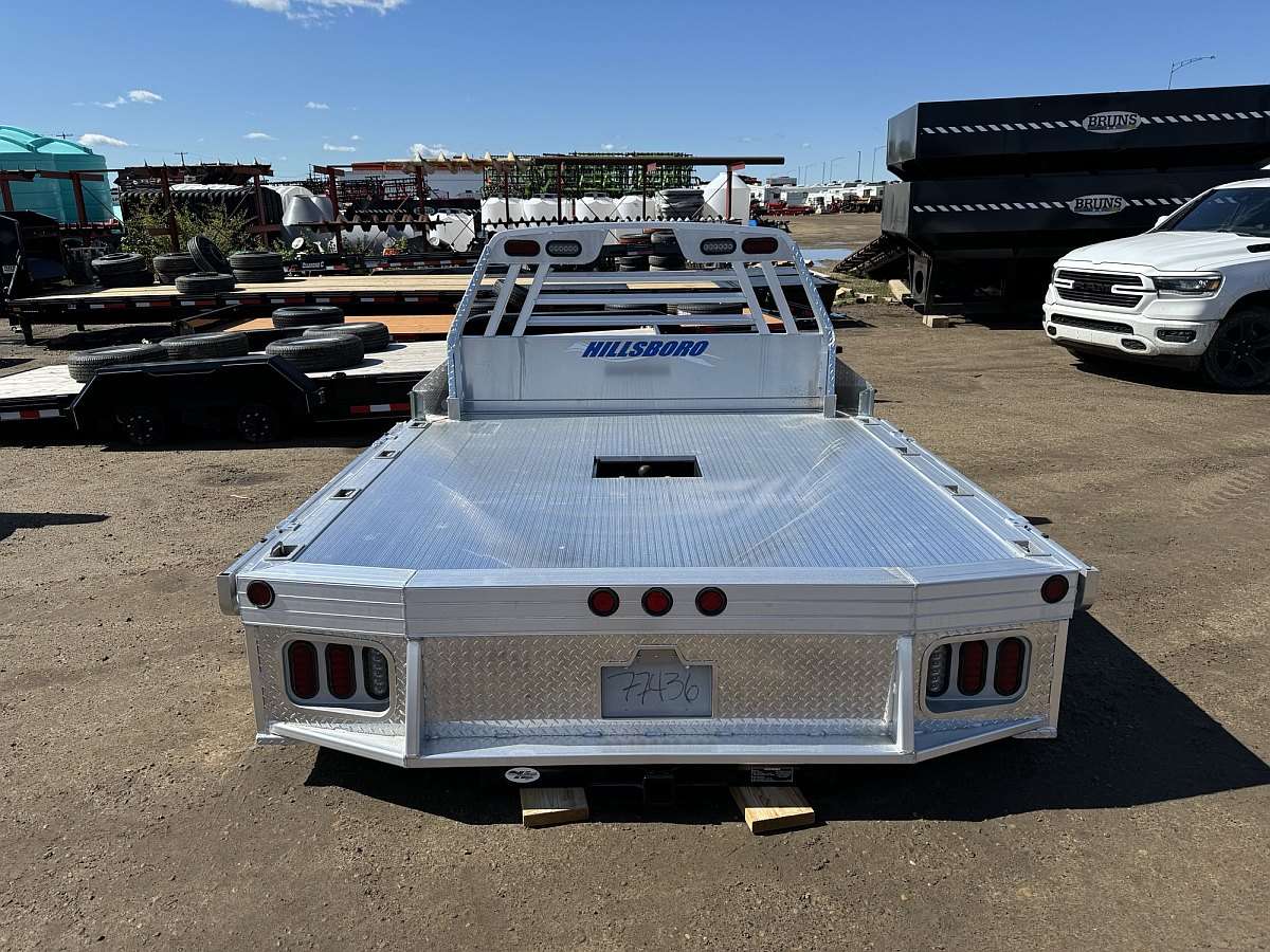 Hillsboro 4000 Series 8' x 8.5' Aluminum Truck Bed