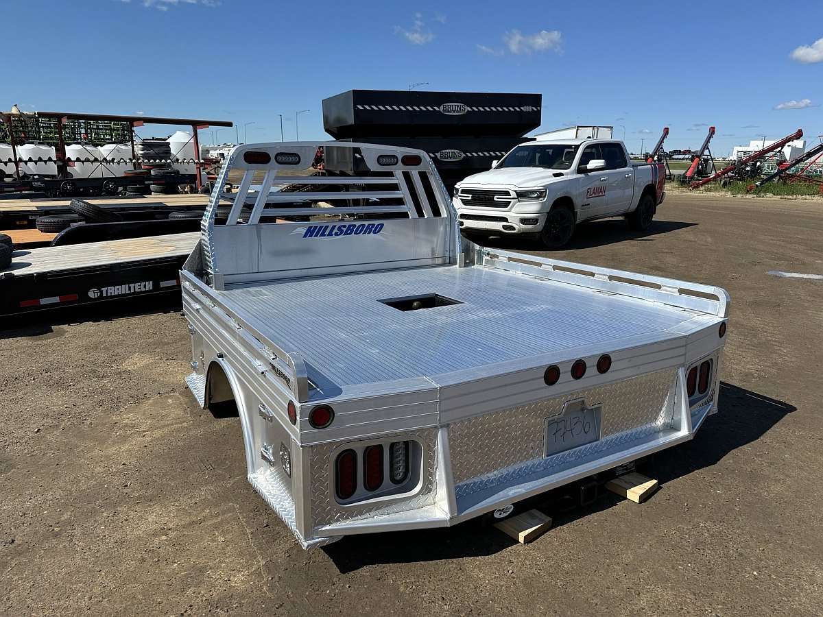 Hillsboro 4000 Series 8' x 8.5' Aluminum Truck Bed