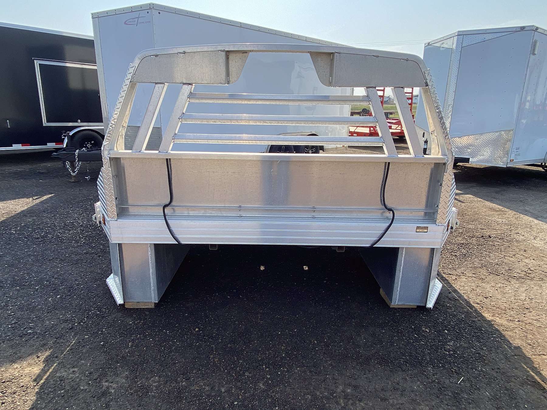 Hillsboro 4000 Series 8'x9' Aluminum Truck Deck