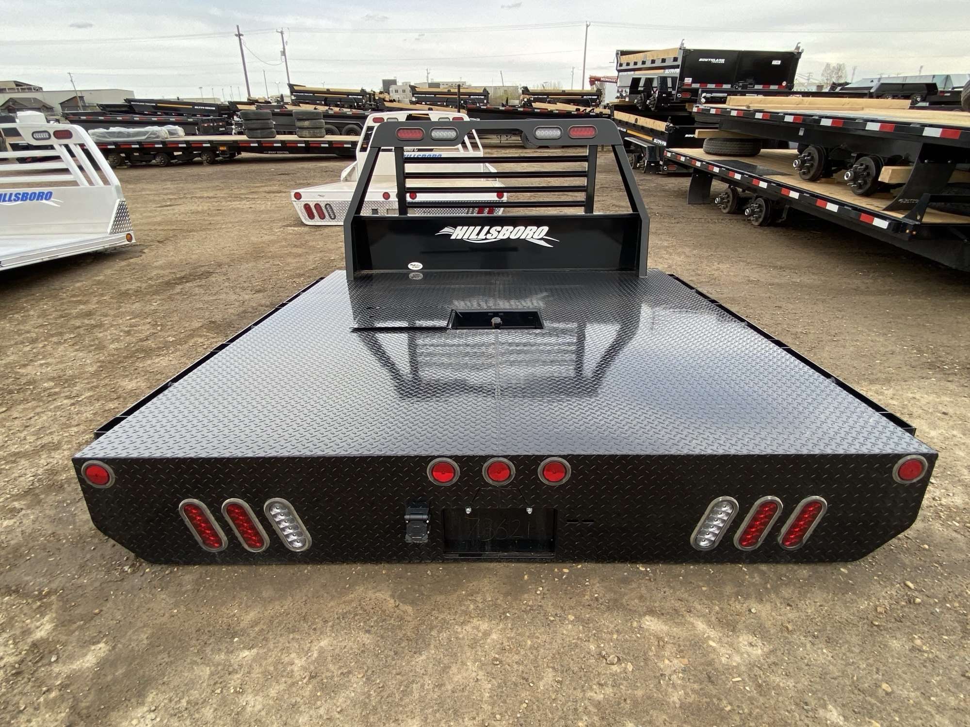 Hillsboro SLT Series 8'X8.5' Steel Truck Bed