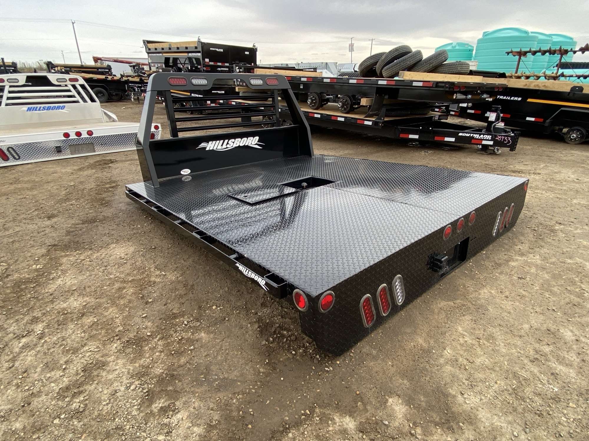 Hillsboro SLT Series 8'X8.5' Steel Truck Bed