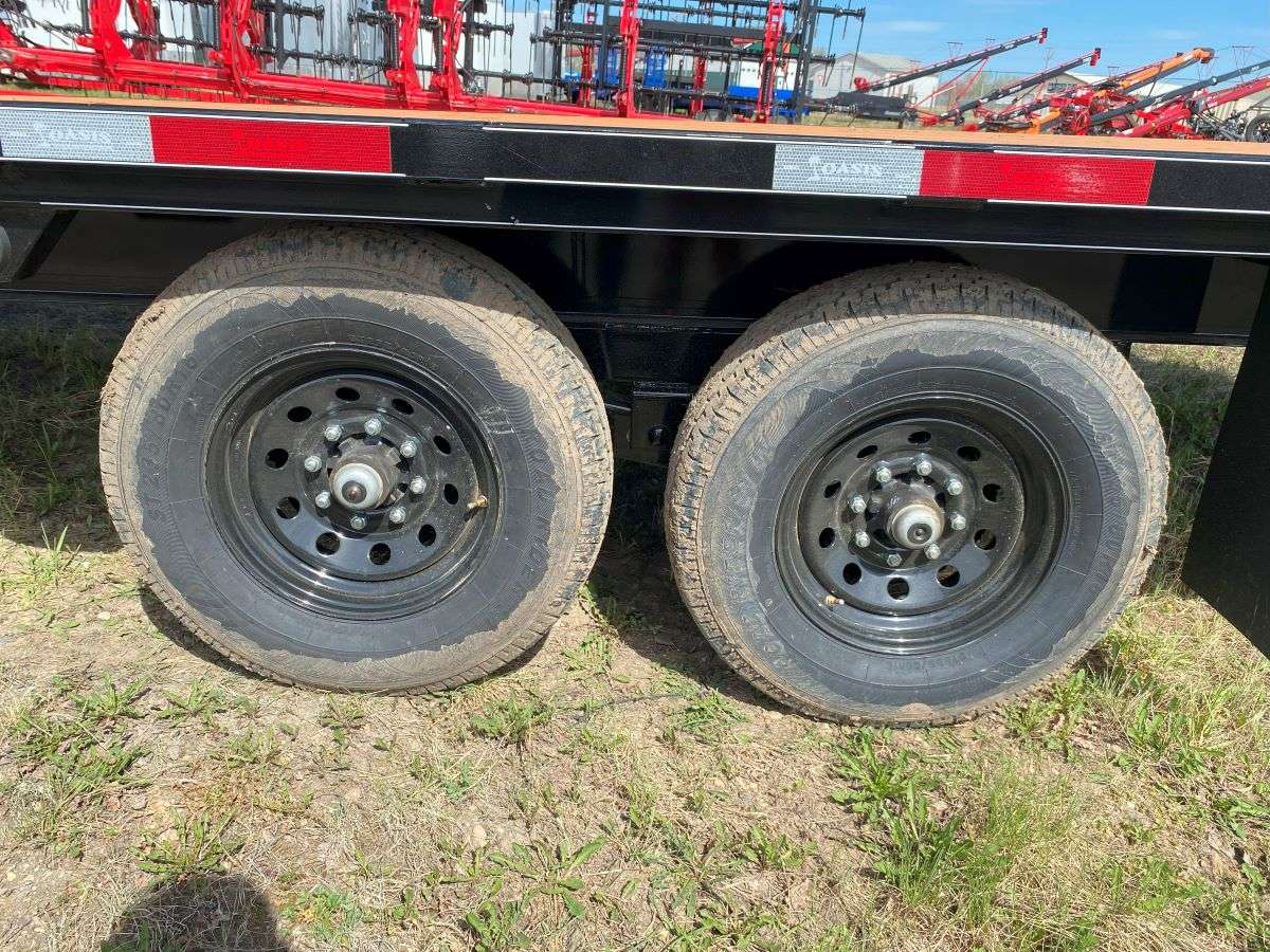 *Located in Dawson Creek* 2025 Oasis 20' Highboy Trailer