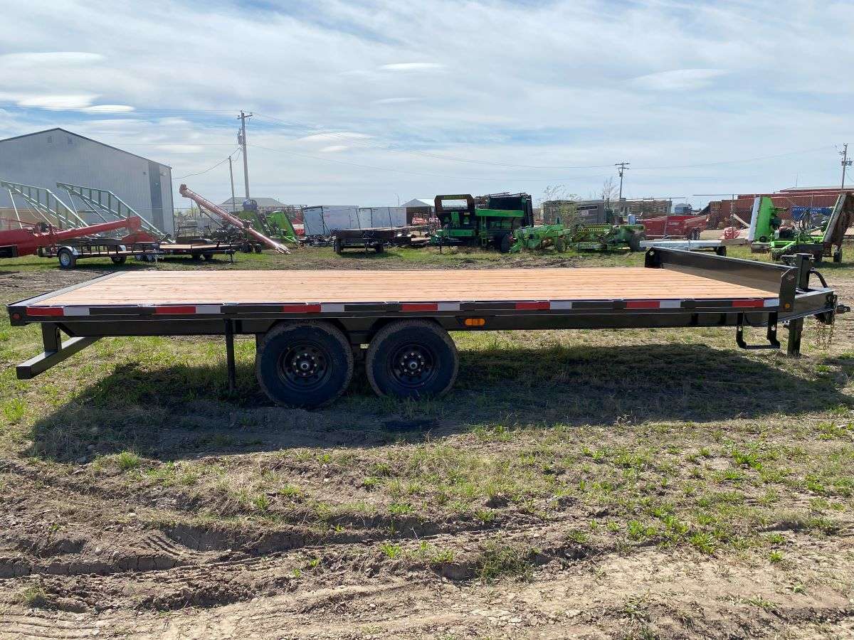 *Located in Dawson Creek* 2025 Oasis 20' Highboy Trailer