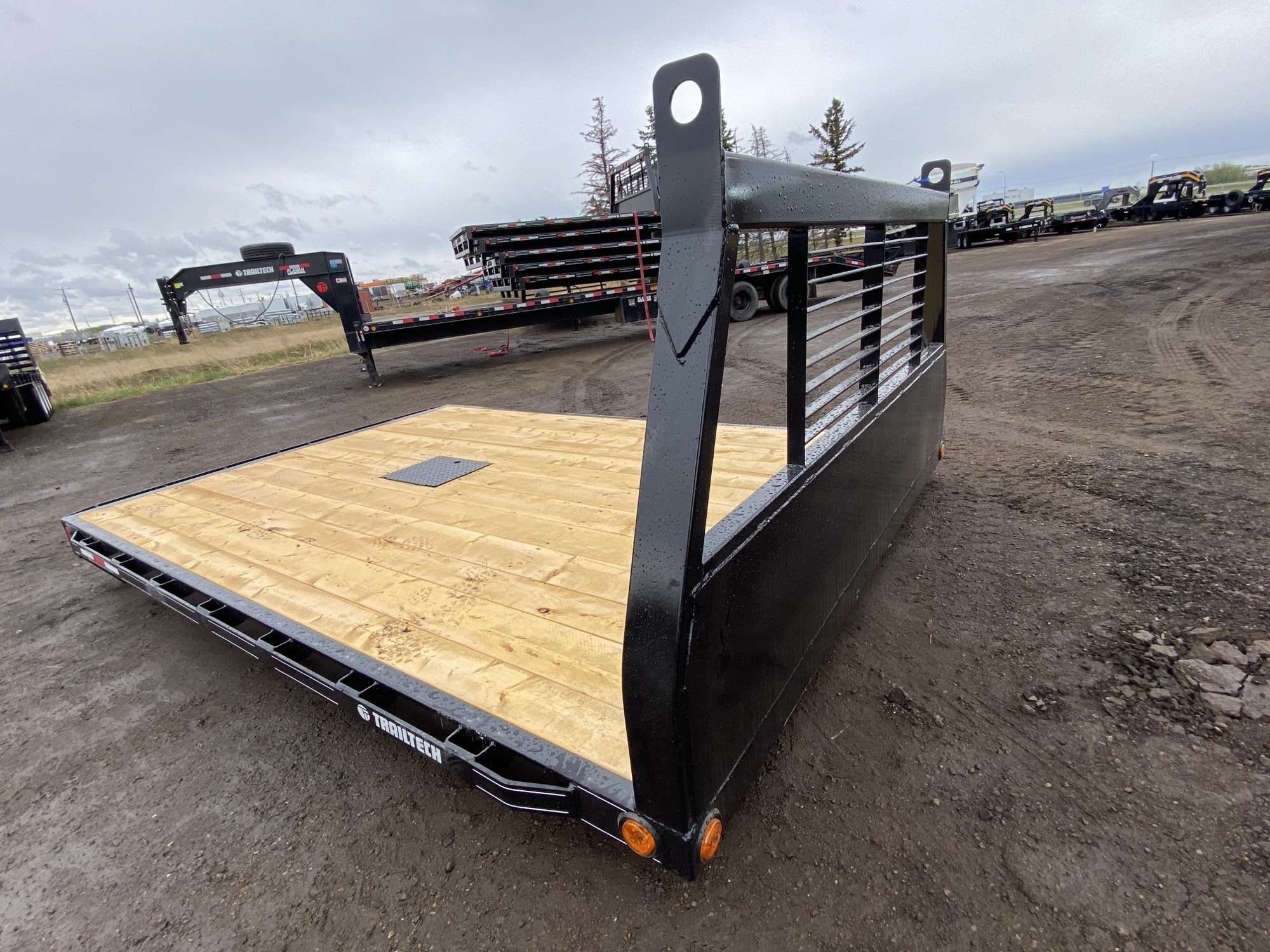 Trailtech 8'x11' Truck Deck