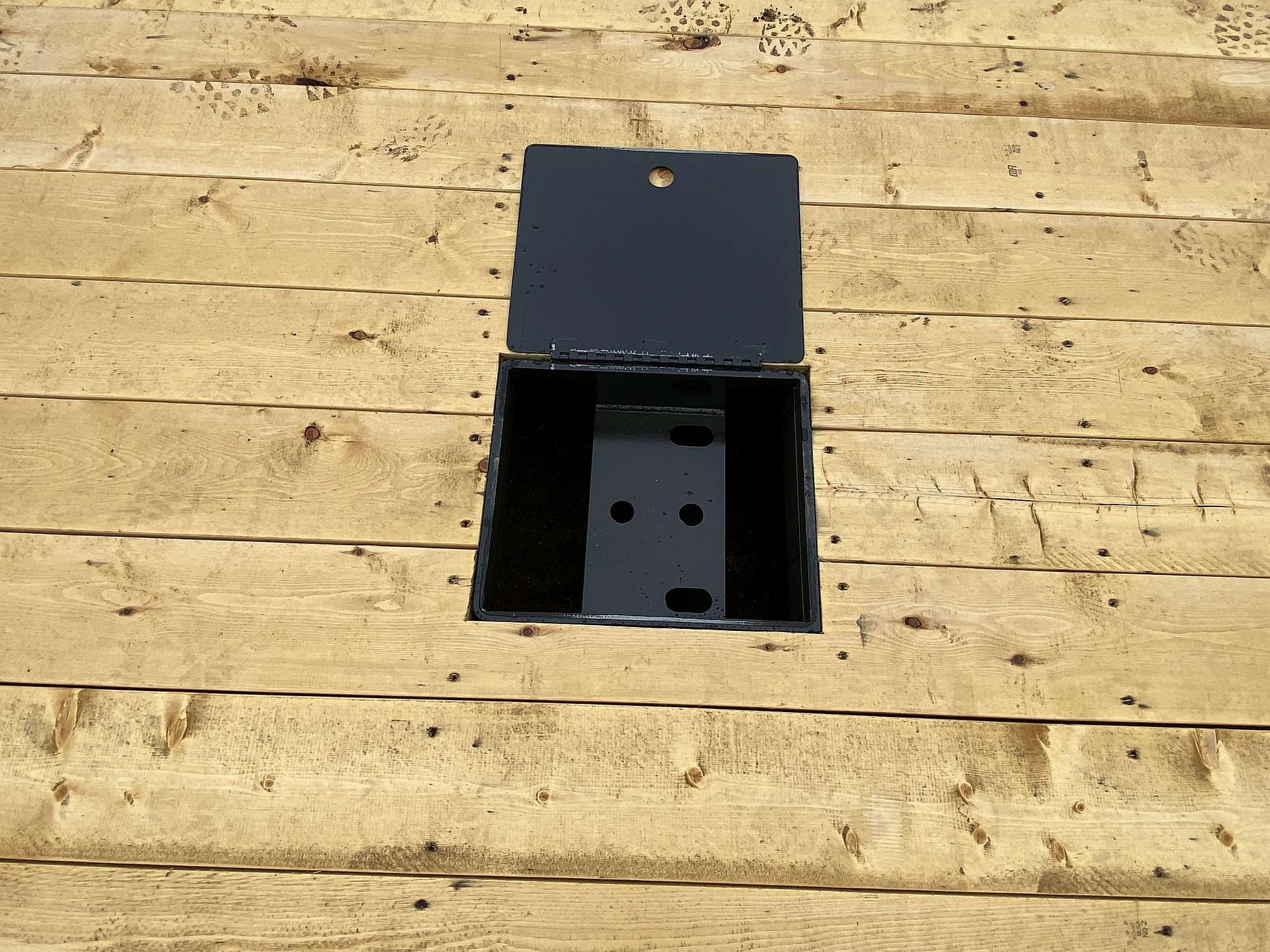 Trailtech 8'x11' Truck Deck