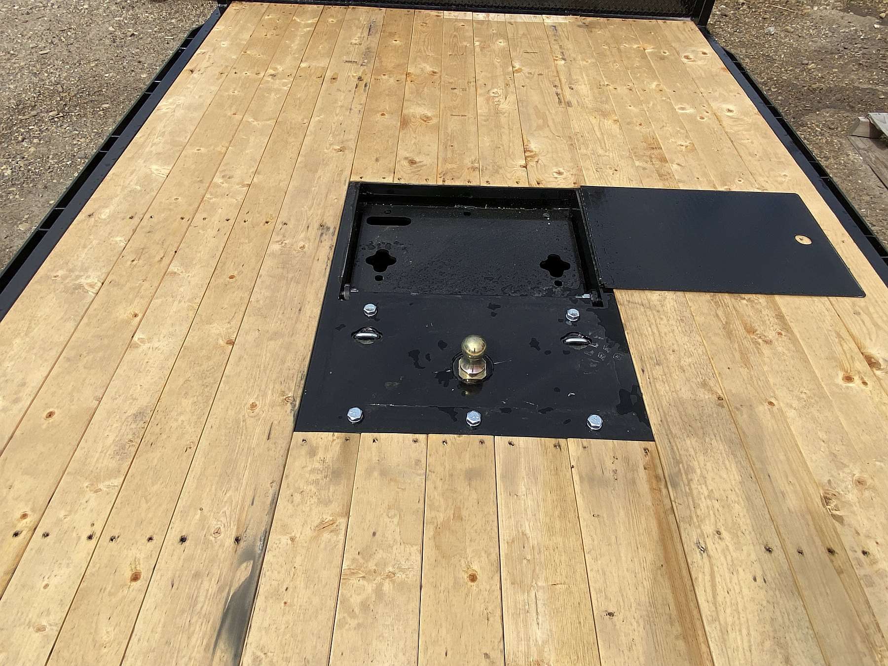 Trailtech 8'x11' Truck Deck w/ Flip Over 5th Wheel Option