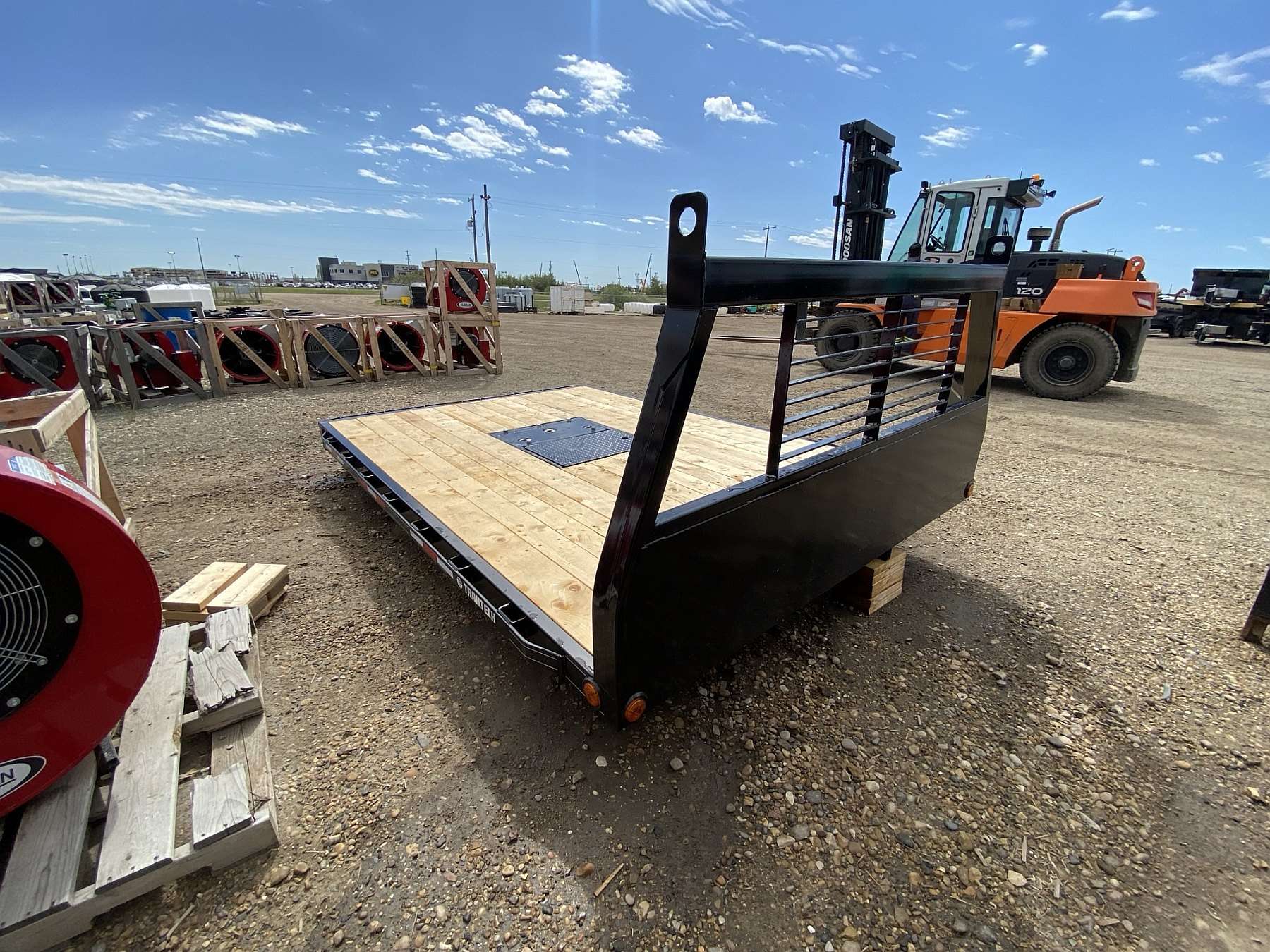 Trailtech 8'x11' Truck Deck w/ Flip Over 5th Wheel Option