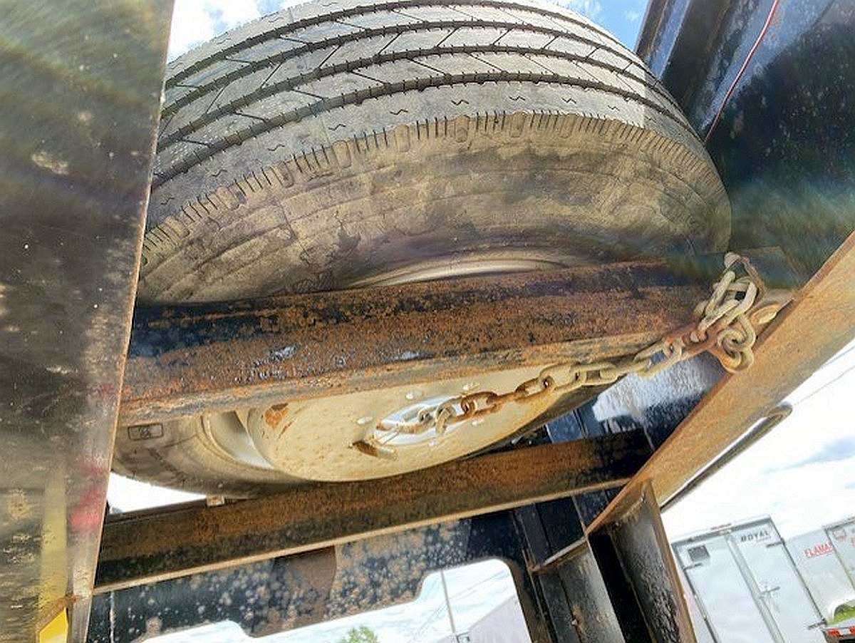 Used 2018 Gator Made 30' Gooseneck