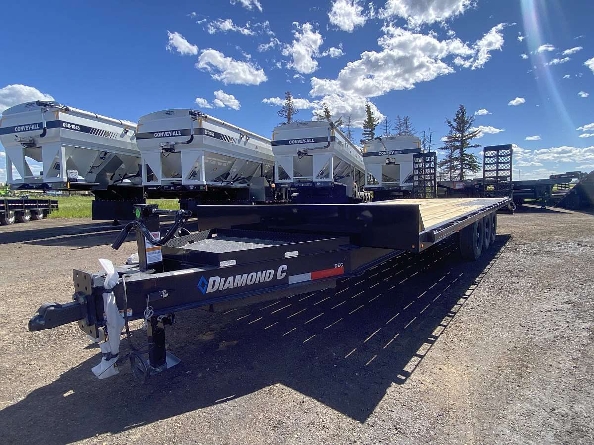 2024 Diamond C 24' Deck-over Trailer